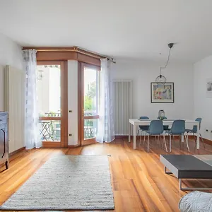 casa-anna-2-bedrooms-apartment.hotelinveneto.com/