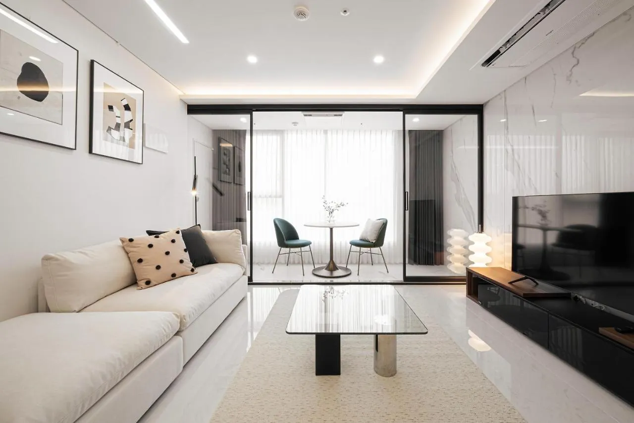 Le Collective Gangnam Sac Signity Apartment Seoul