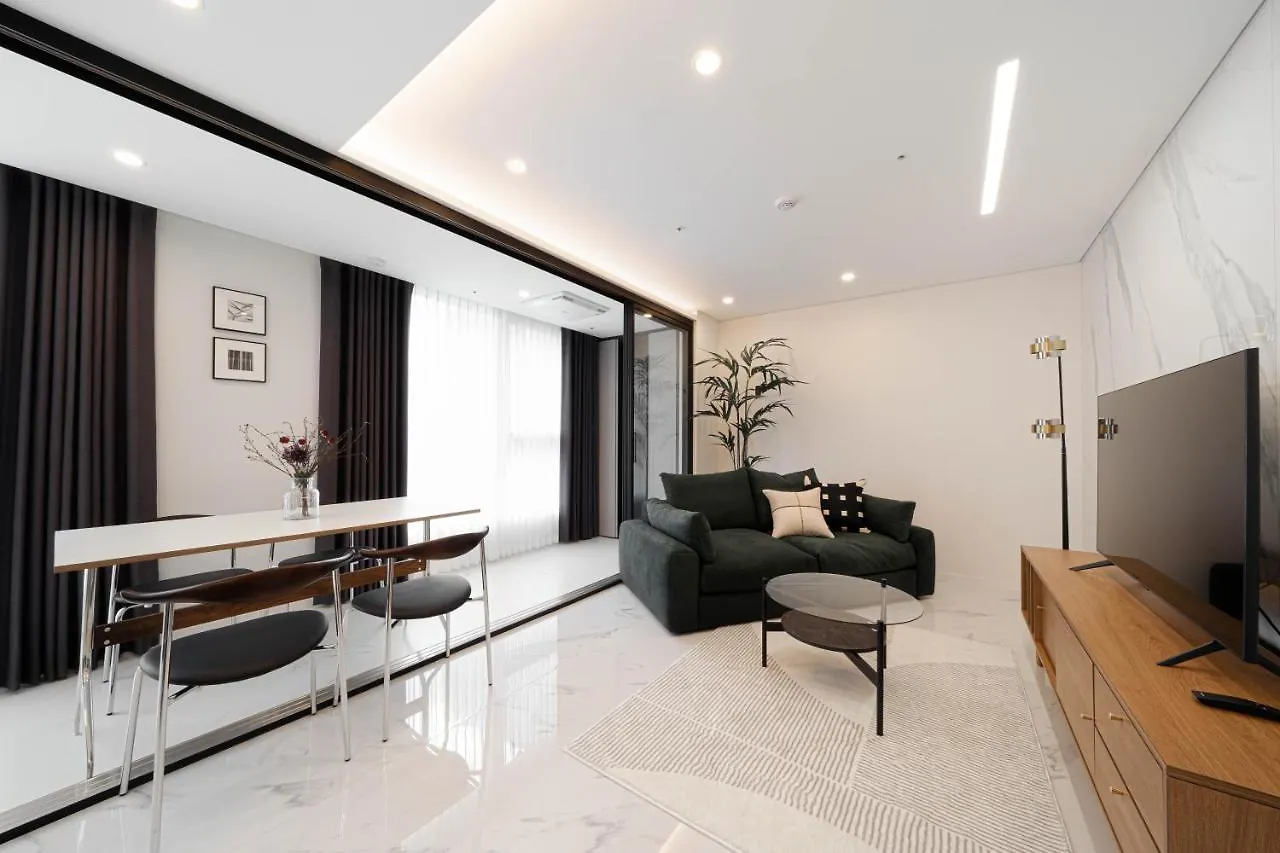 Le Collective Gangnam Sac Signity Apartment Seoul