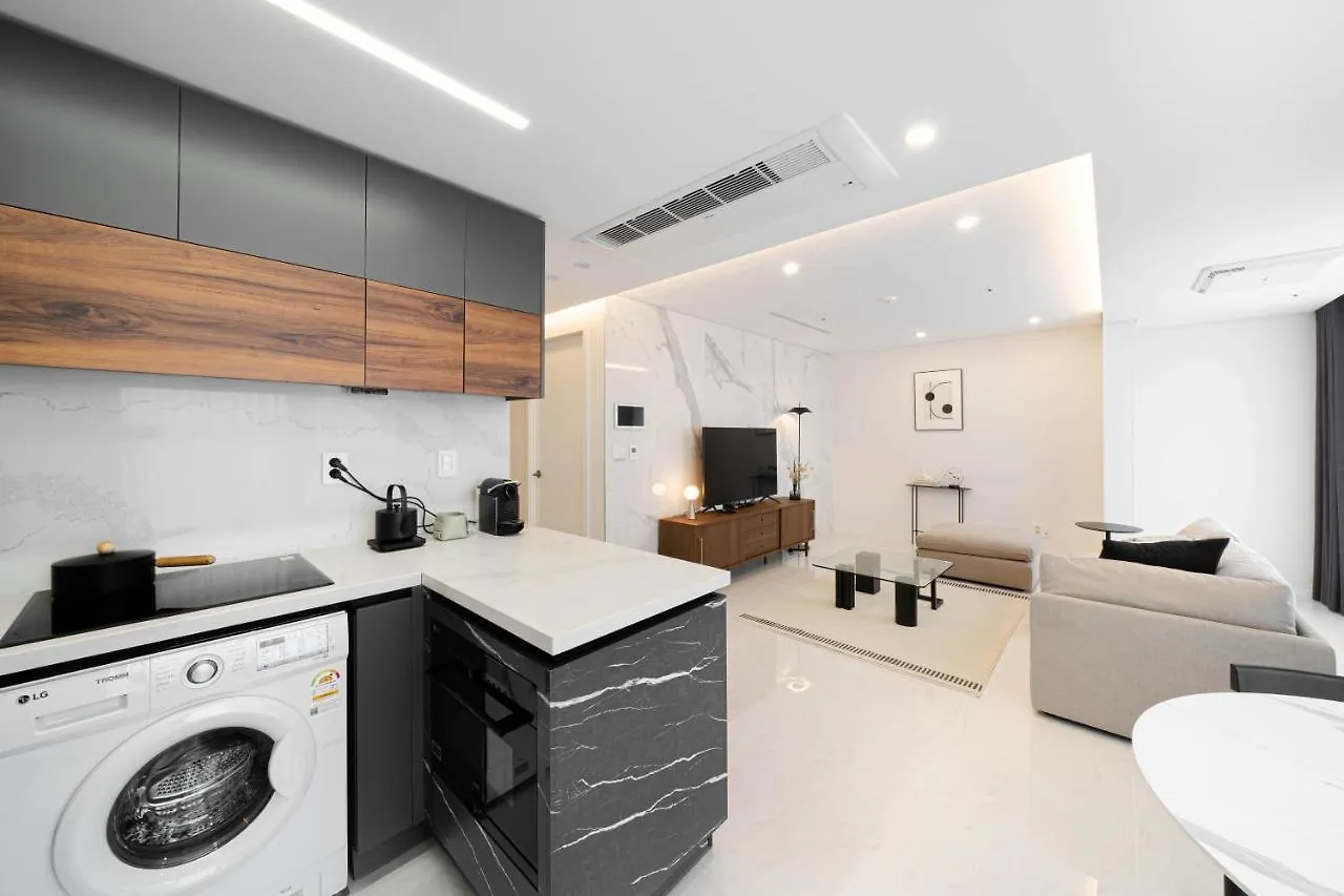 Le Collective Gangnam Sac Signity Apartment Seoul